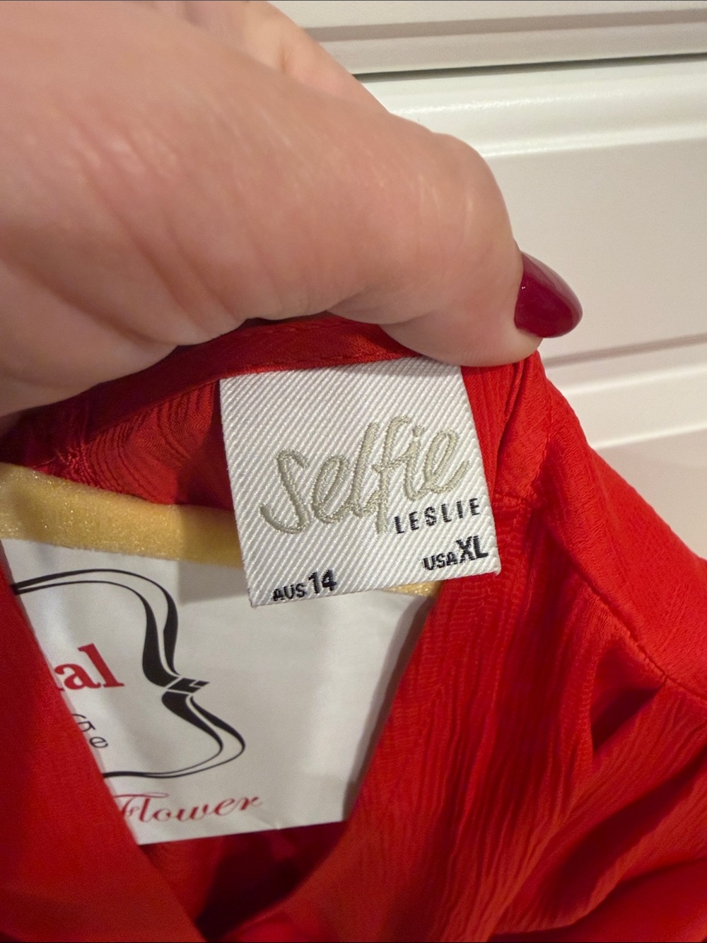 Selfie Leslie Red Flutter Sleeve Wrap dress - Picture 2 of 4